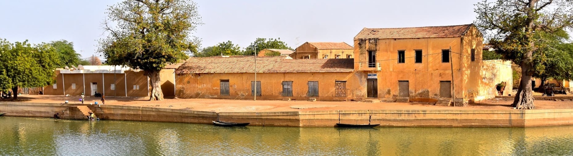 Pirogue sur le fleuve Sénégal