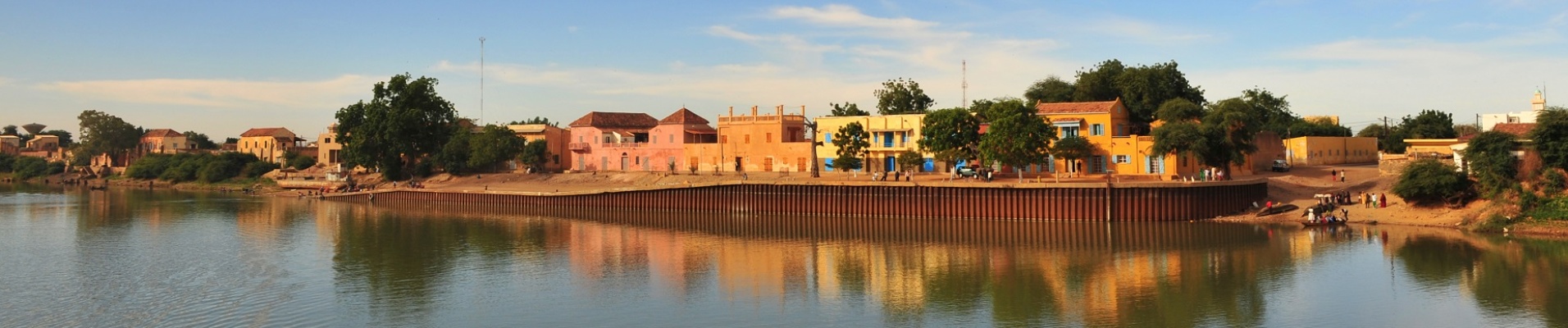 Vue sur Podor depuis le fleuve Sénégal