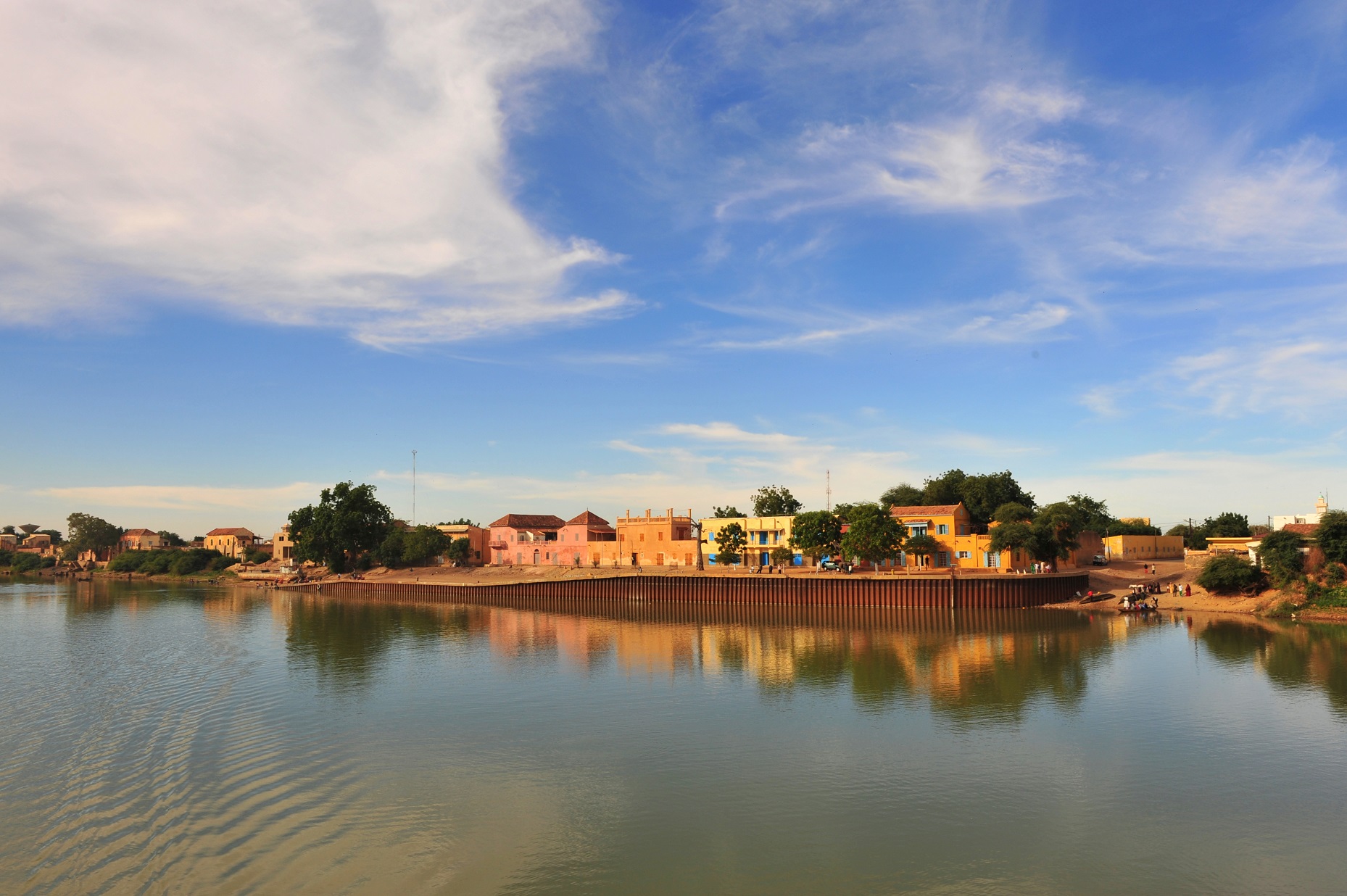 Vue sur Podor depuis le fleuve Sénégal